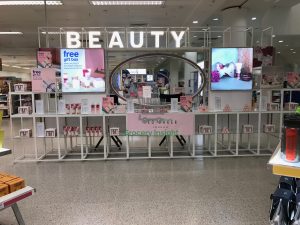 A great Beauty counter with LED lighting.