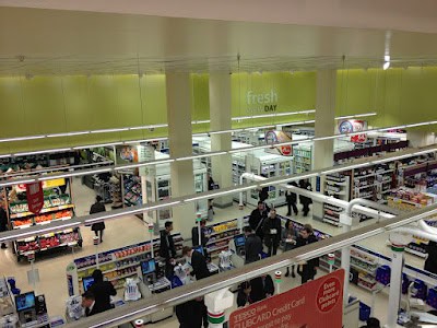 Tesco Metro Tooley Street store overview